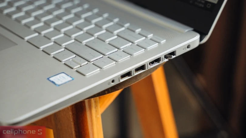 Máy tính HP có đa dạng cổng kết nối